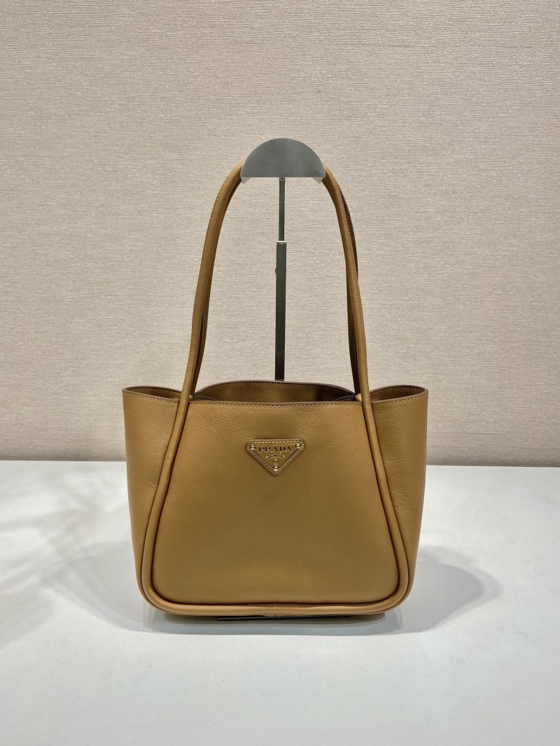 Pra*a bucket bags